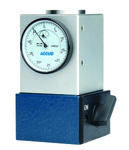 Obrázek pro produkt ACCUD 696-100-01 mechanický nastavovač nulové hodnoty 100mm s magnetickou základnou